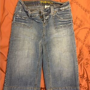 Women's Hydraulic brand Denim Capris